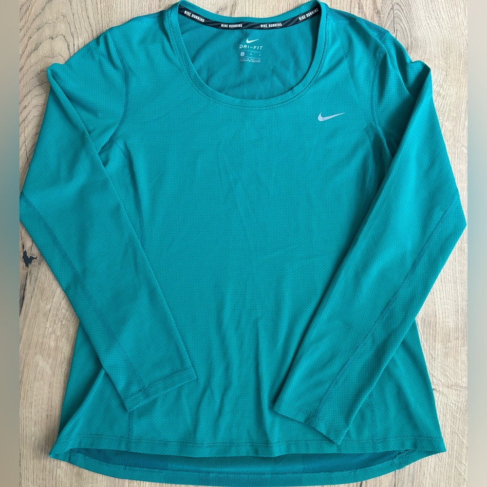 Nike dri-fit long sleeve top